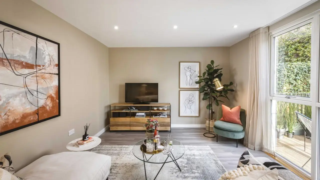 Acton Gardens (Boreal)-Interior Image#c025c