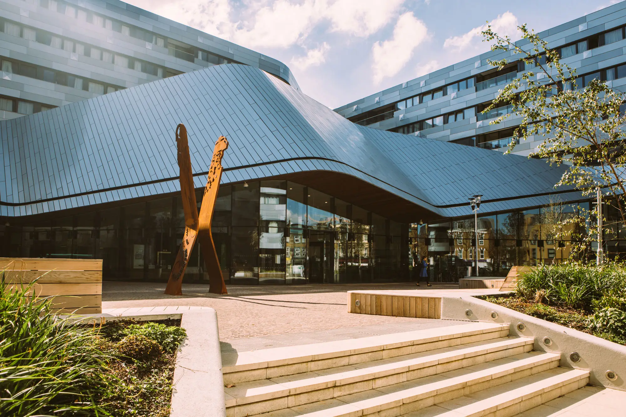 Greenwich Square by Hadley-Public Image#d6ffc