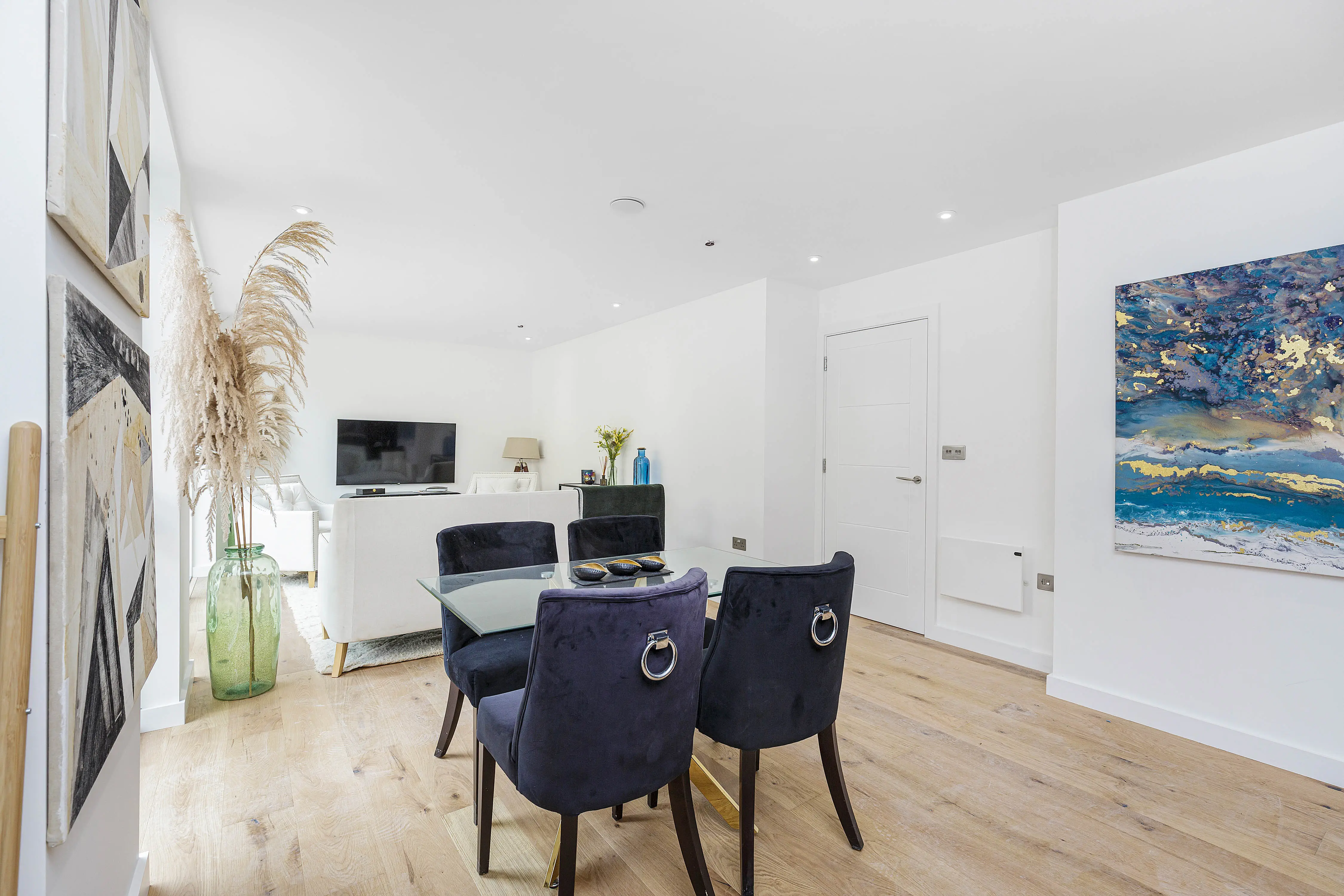 Thomas Hardy Mews Development-Interior Image#528c6