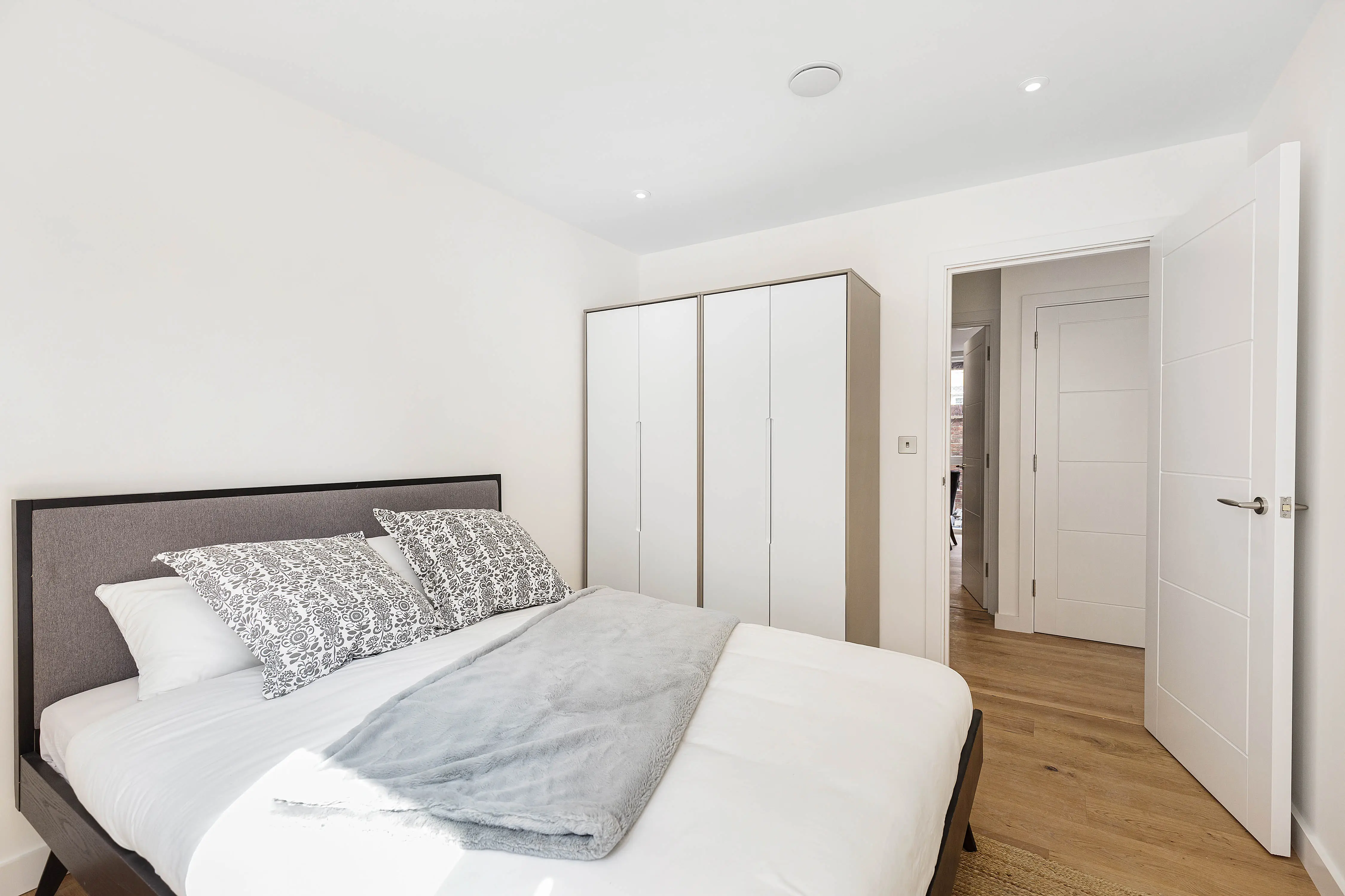 Thomas Hardy Mews Development-Interior Image#346f0